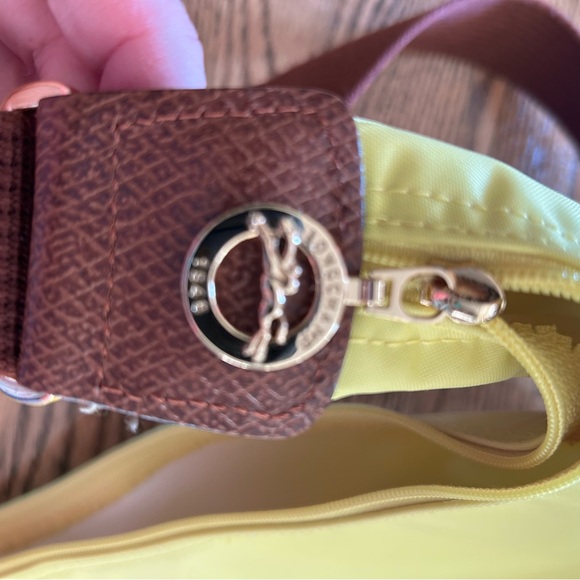 Longchamp Le Pliage yellow shoulder crossbody hobo satchel purse bag gold accent - Picture 7 of 12